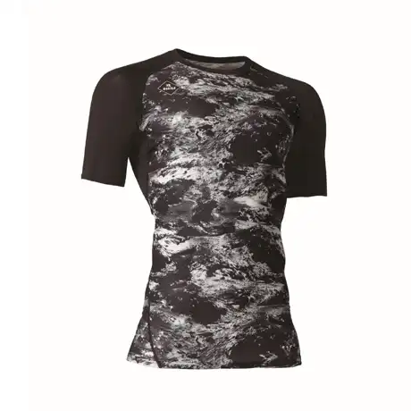 073 ブラックウッド